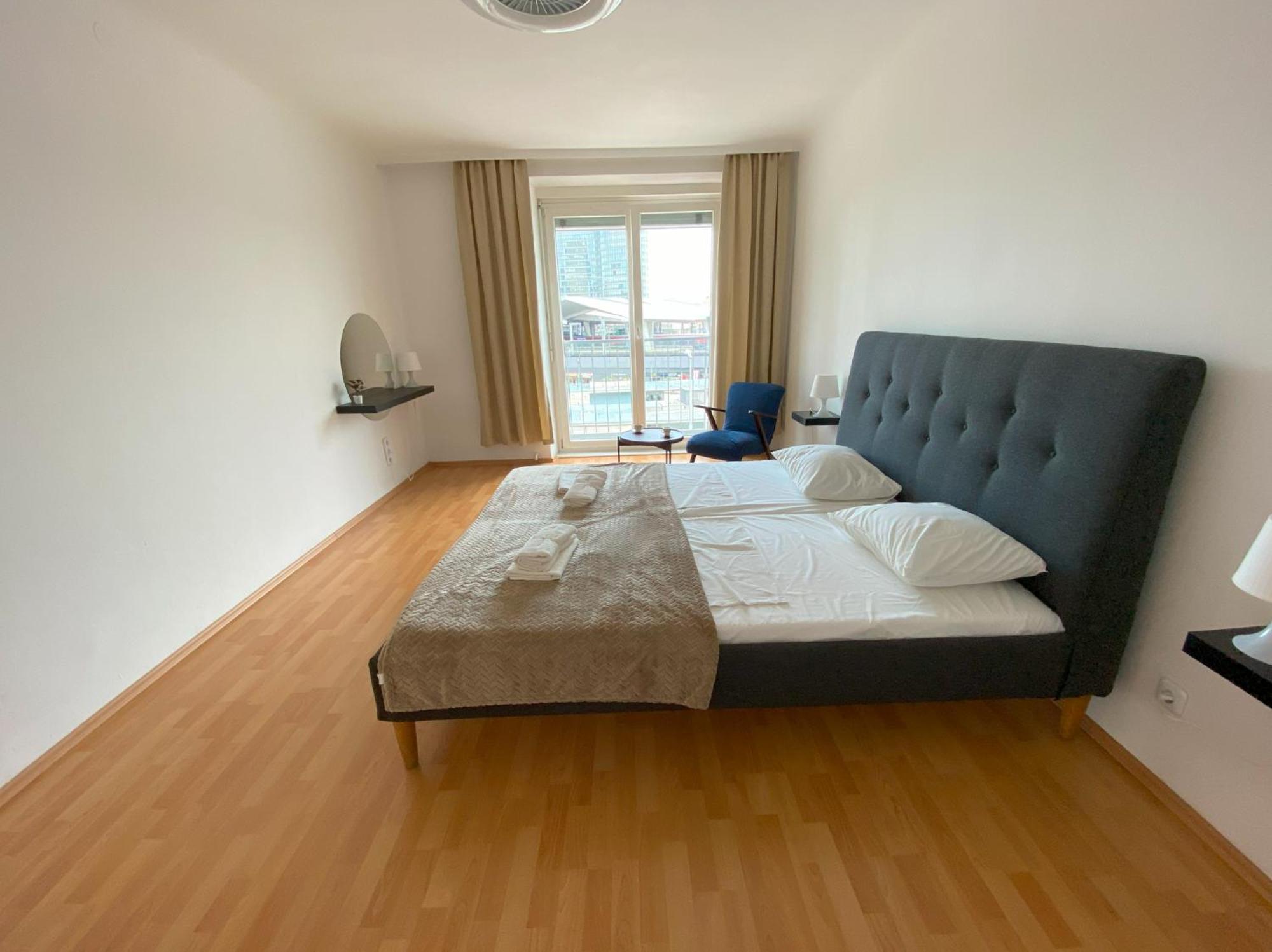 Anzotika Central Apartment, Wien Ngoại thất bức ảnh