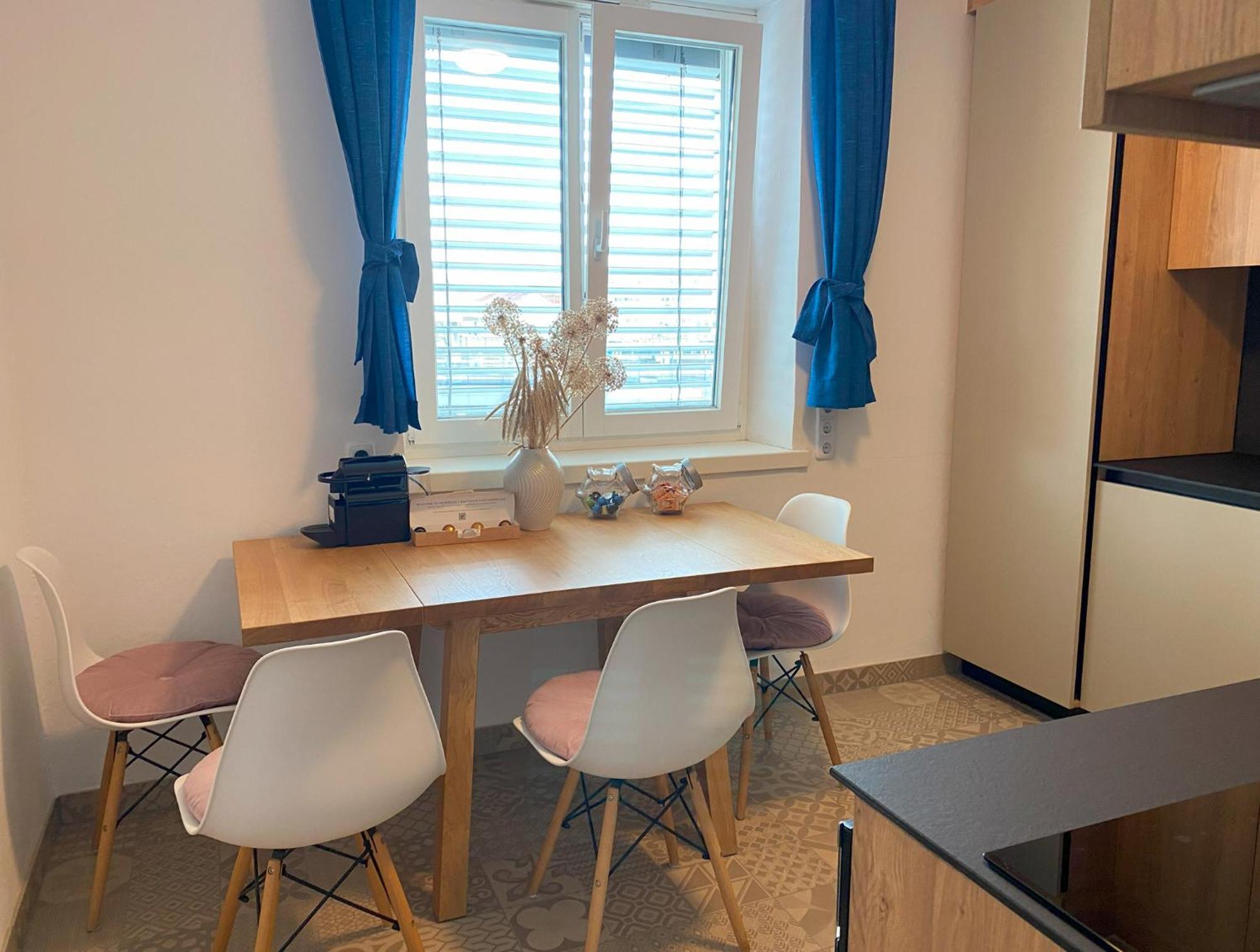 Anzotika Central Apartment, Wien Ngoại thất bức ảnh